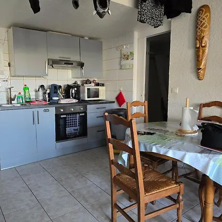 Appartement 200 M De La Plage Appartement